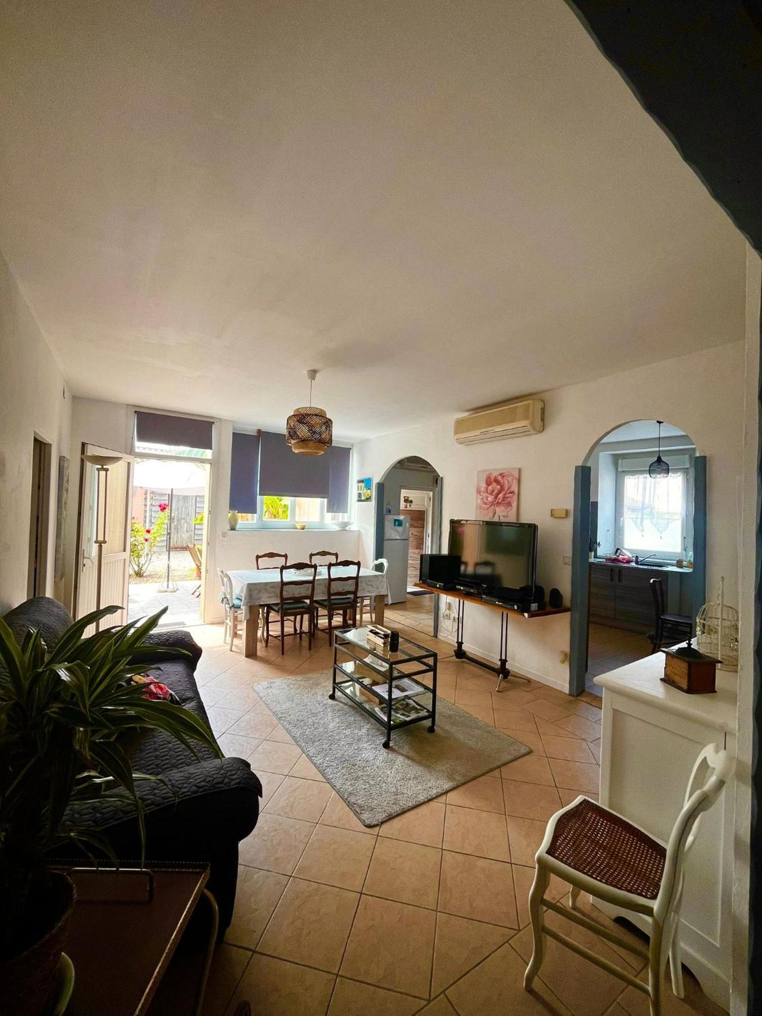 Meuble 3 Etoiles Dans Un Petit Village Du Gers Villecomtal-Sur-Arros Εξωτερικό φωτογραφία